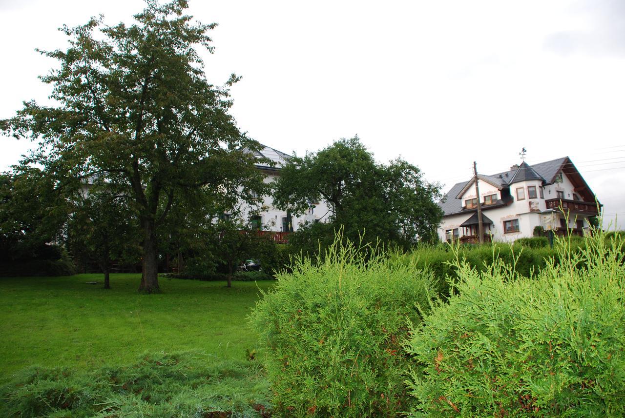 Hotel Alpenhof Markneukirchen Exterior photo