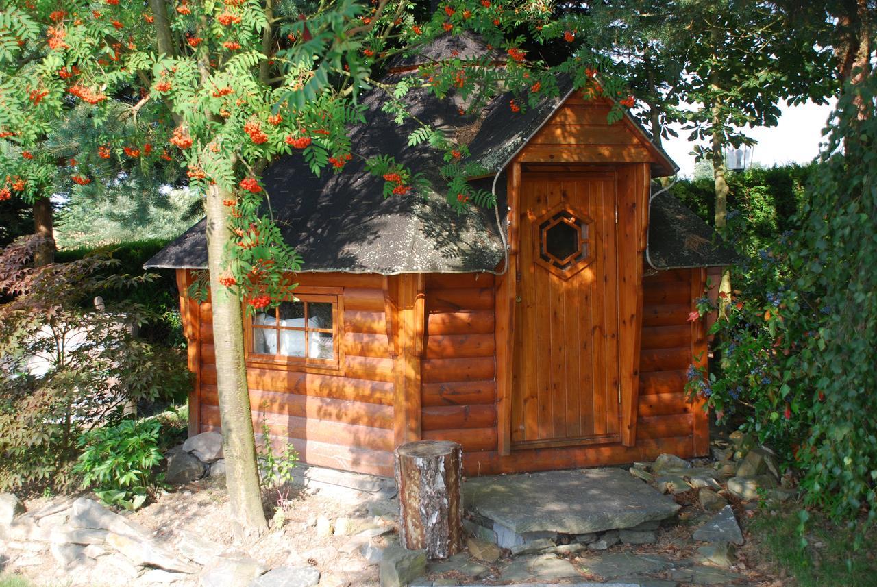 Hotel Alpenhof Markneukirchen Exterior photo