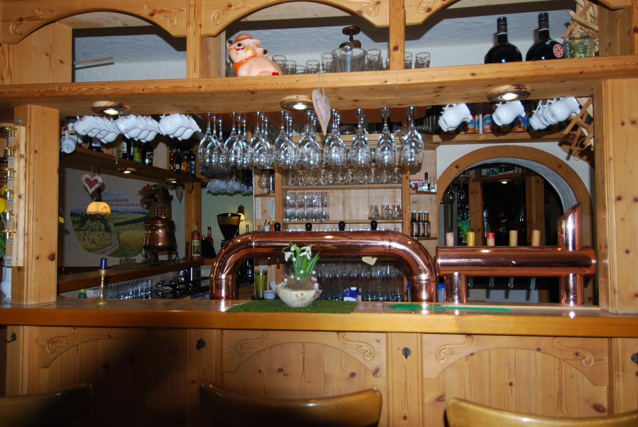 Hotel Alpenhof Markneukirchen Exterior photo